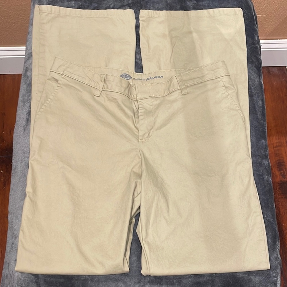 3/$12 Dickies For Women Khaki Pants size 10 L